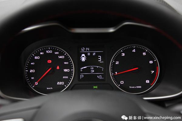 名爵ZS顶配16T实拍:颜值即是正义