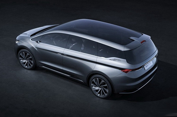 吉利全新MPV谍照曝光 或明年下半年推出