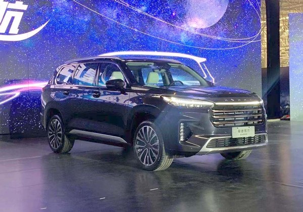 20万左右想买空间最大suv?看看这几款,有硬派越野也有