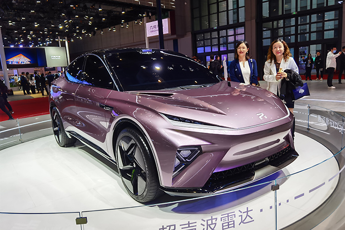 2021上海车展:剑指特斯拉,上汽r汽车es33完成正式亮相