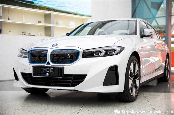 宝马首款纯电动中型运动轿车全新bmwi3震撼上市