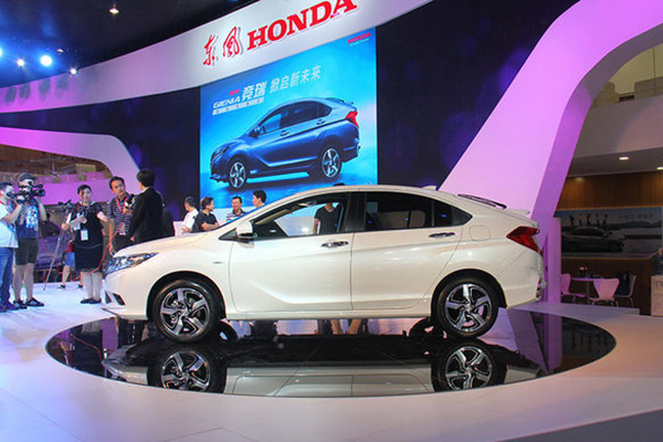 成都车展:东风本田gienia竞瑞首发
