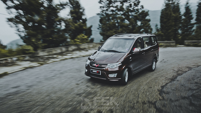 不过棋盘山的弯,你就永远到不了秋名山.——五菱宏光s