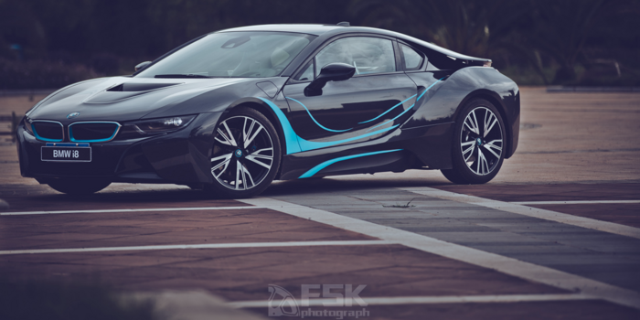 要不是因为亮骚造型，BMW i8的动力系统你能忍？