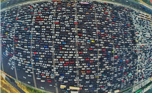 堵车成灾有车真能增加你的幸福感