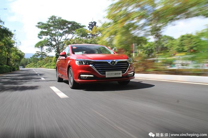 绅宝D50首试:萨博底盘德奔背书,却出了一个性价比好手 绅宝D50首试:萨博底盘德奔背书,却出了一个性价比好手
