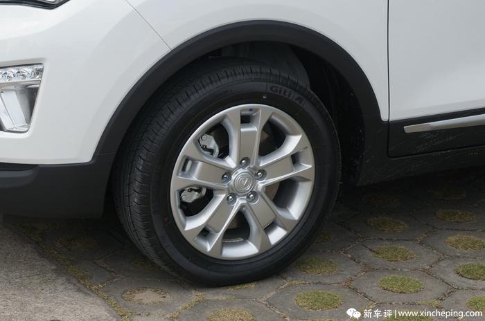 长安CS15 EV首试:造车不是求分数,积分卖车两不误 长安CS15 EV首试:造车不是求分数,积分卖车两不误