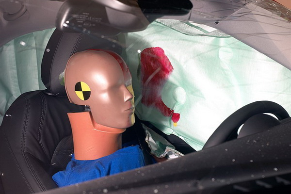 拒绝套路,汽车安全碰撞测试应该这样看