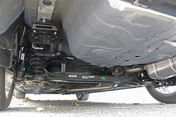 18款吉利帝豪gl实拍:化繁为简,简中求精