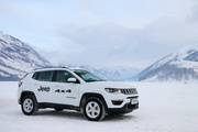 Jeep 4X4喀纳斯冰雪试驾：四驱的意义，是带着家人去远方