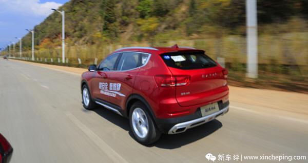 哈弗H4 1.5T首试:H6缩小版,H2s放大版 哈弗H4 1.5T首试:H6缩小版,H2s放大版