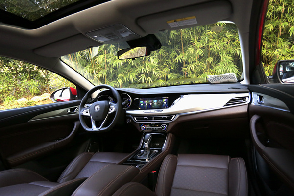 第二代长安逸动首试:半个轮回,一辆新车,你来晚了吗? 第二代长安逸动首试:半个轮回,一辆新车,你来晚了吗?