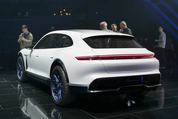 北京车展:保时捷mission e新车型