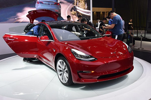 北京车展:特斯拉MODEL 3国内首发