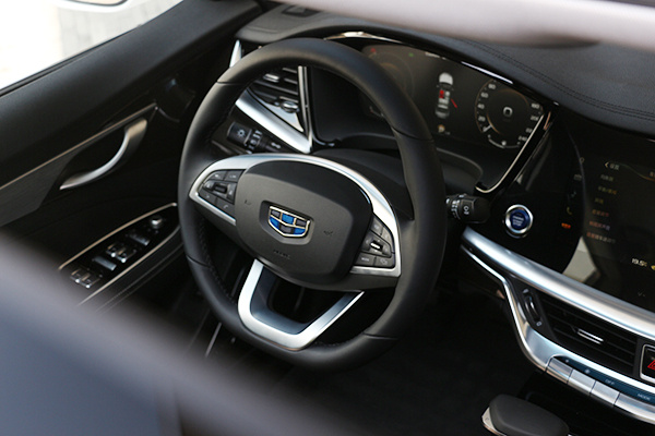 吉利博瑞ge实拍:混动旗舰,如何抢夺市场?