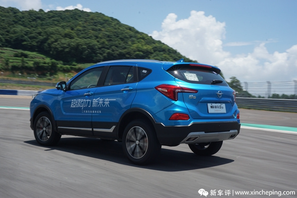 海马二代S5首试:不随波逐流,坚持做操控SUV 海马二代S5首试:不随波逐流,坚持做操控SUV