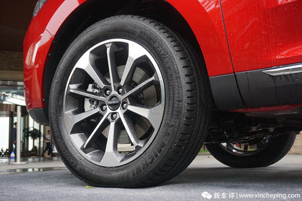 哈弗F5首试:WEY元素的哈弗?F5这样定调F序列 哈弗F5首试:WEY元素的哈弗?F5这样定调F序列