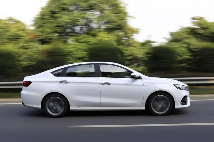 缤瑞首试:吉利的车海战术,怎么打差异化? 缤瑞首试:吉利的车海战术,怎么打差异化?