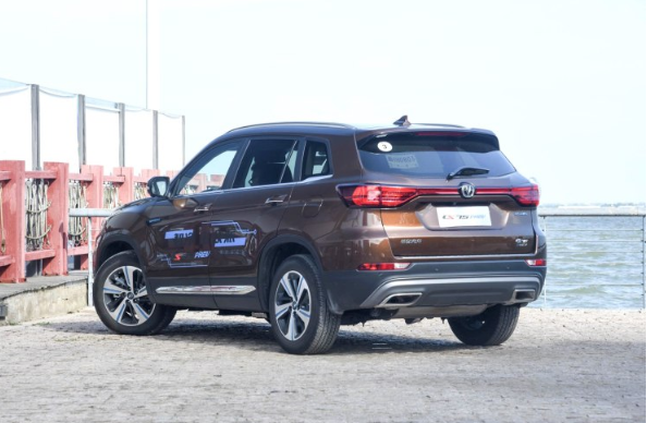 �ͺ�1.6L/100km ����CS75 PHEV��������