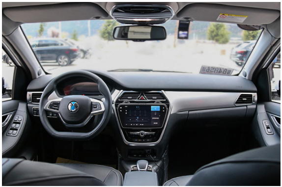 30万的纯电动汽车该如何选?三款必看产品大盘点 30万的纯电动汽车该如何选?三款必看产品大盘点