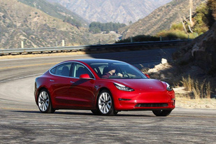 特斯拉计划本月底周产7000辆Model 3