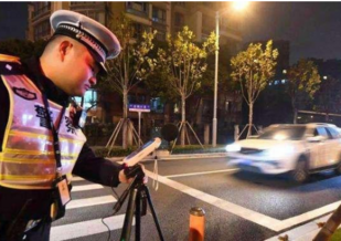 上海出新规：机动车噪音超80分贝要挨罚