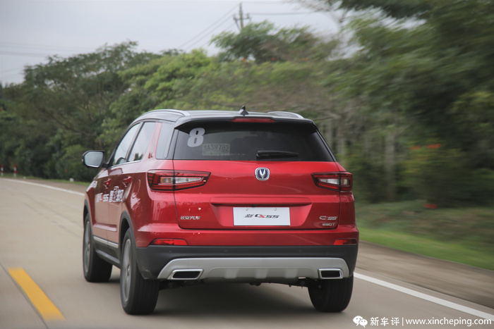 长安新CS55体验:13万实现你“半个特斯拉”梦 长安新CS55体验:13万实现你“半个特斯拉”梦