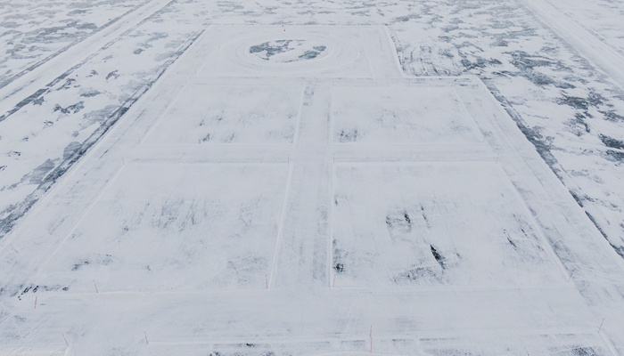 领克全系冰雪试驾:-25℃下的失控快感 领克全系冰雪试驾:-25℃下的失控快感