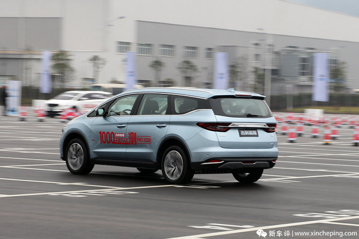 吉利嘉际场地试驾:1.5t 48v轻混,内芯是否也有越级感?