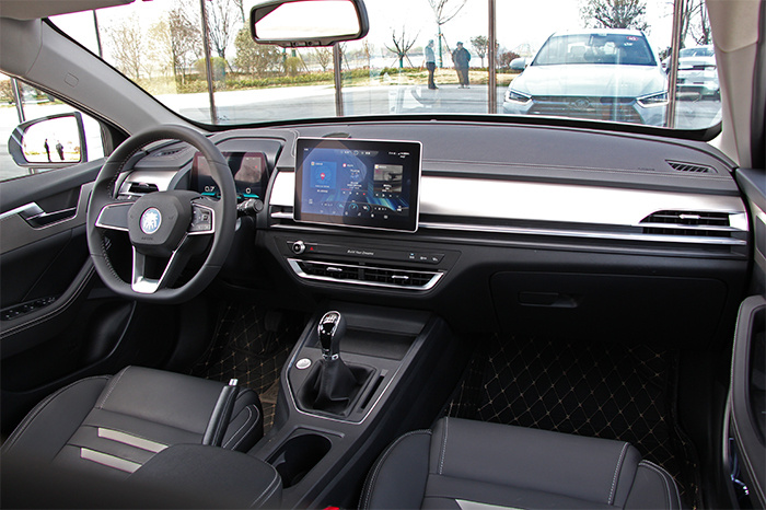 秦Pro手动超能版首试:“手动”给你点个赞 秦Pro手动超能版首试:“手动”给你点个赞