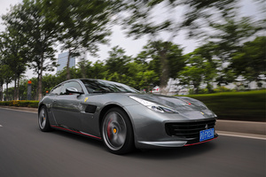 法拉利GTC4Lusso T首试：试着说出你不买它的理由