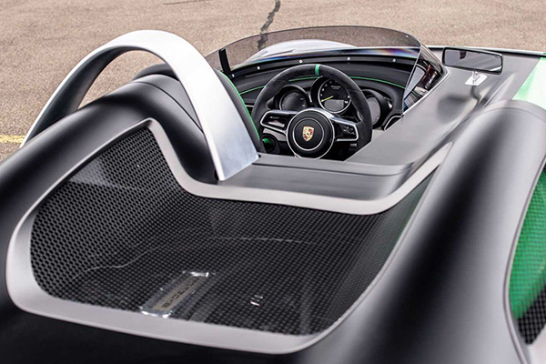 基于Cayman GT4打造,保时捷发布981 Bergspyder官图 基于Cayman GT4打造,保时捷发布981 Bergspyder官图