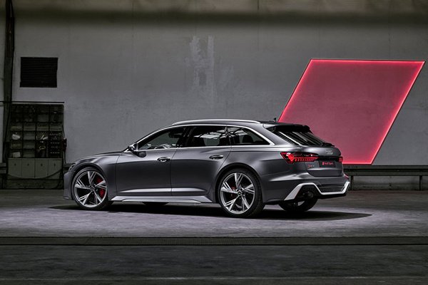 奥迪发布全新RS6 Avant官图:真正的“西装暴徒”来了 奥迪发布全新RS6 Avant官图:真正的“西装暴徒”来了