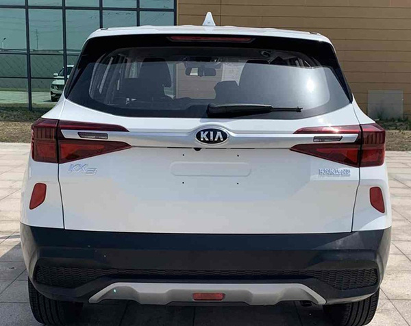 起亚KX3申报图:与海外版造型一致 搭载1.5L+CVT动力组合 起亚KX3申报图:与海外版造型一致 搭载1.5L+CVT动力组合