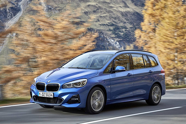 宝马新能源车型计划曝光:将在2023年推出25款新能源车型 宝马新能源车型计划曝光:将在2023年推出25款新能源车型