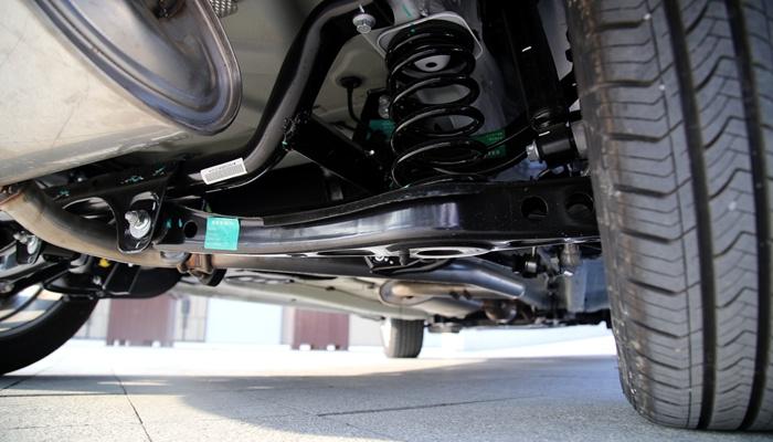 瑞虎5x 1.5t高能版首试:独立后悬 涡轮增压=4000块