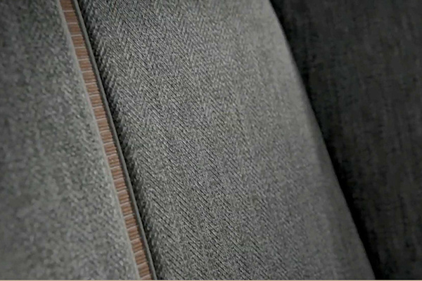 马自达e-TPV内饰细节曝光:搭载金属质感电子档杆 马自达e-TPV内饰细节曝光:搭载金属质感电子档杆