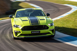 5.0L V8还要加机械增压?福特Mustang R-Spec正式亮相