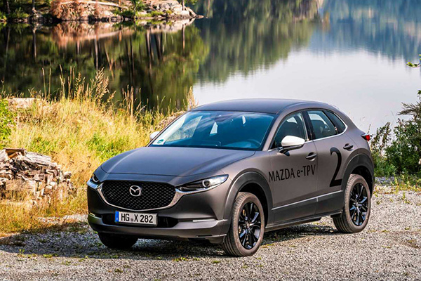 马自达e-TPV内饰细节曝光:搭载金属质感电子档杆 马自达e-TPV内饰细节曝光:搭载金属质感电子档杆