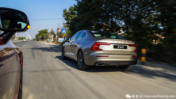 国产沃尔沃S60首试:拿什么抗衡BBA?T8为什么让我失忆? 国产沃尔沃S60首试:拿什么抗衡BBA?T8为什么让我失忆?