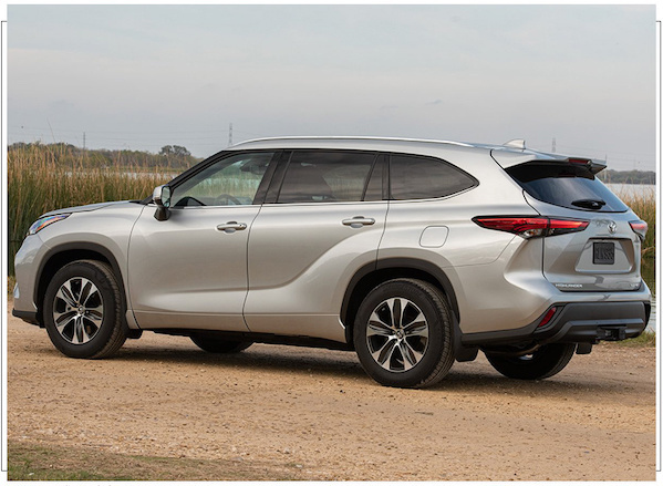 丰田海外全新汉兰达官图:V6\2.5L混动系统+两种座椅布局 丰田海外全新汉兰达官图:V6\2.5L混动系统+两种座椅布局