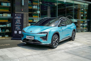 广汽蔚来首款SUV本月底上市：AION LX换标车?想多了 