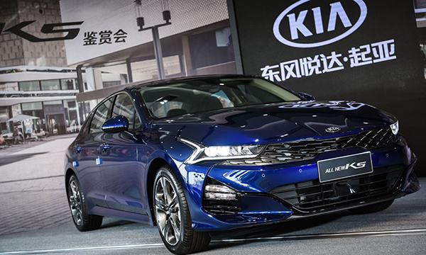 起亚K5正式定名凯酷,动力及车身尺寸相比海外皆有提升 起亚K5正式定名凯酷,动力及车身尺寸相比海外皆有提升