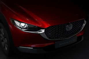 跨界SUV/两厢昂克赛拉的接任者 长安马自达CX-30预告图