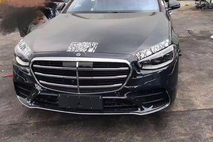 全新一代奔驰S谍照曝光:造型内饰发生巨变 气场下降不少