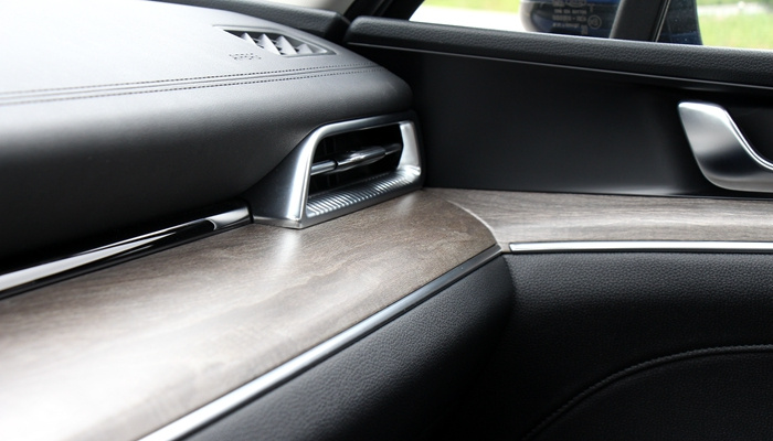 起亚K5首试:重振韩风!“欧巴”的回归反击战 起亚K5首试:重振韩风!“欧巴”的回归反击战