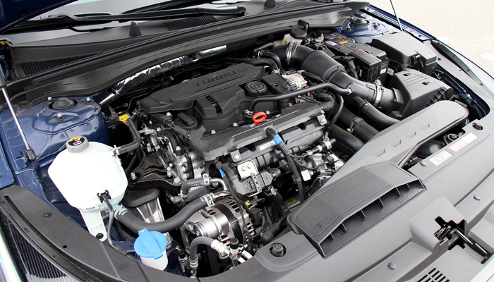 起亚K5首试:重振韩风!“欧巴”的回归反击战 起亚K5首试:重振韩风!“欧巴”的回归反击战