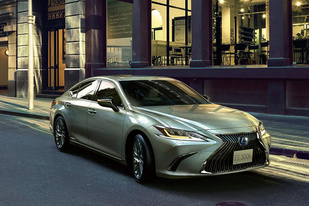 国内改款范本？新款雷克萨斯ES300h更换为锂离子电池