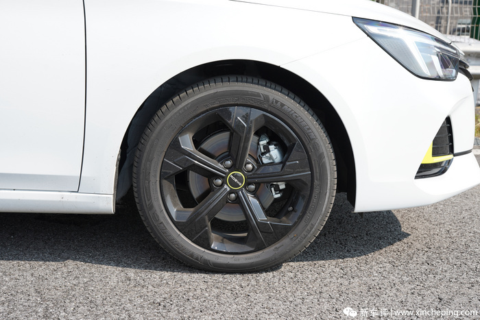 i6 MAX̬ײ⣺8.3sļ ˼򶼻