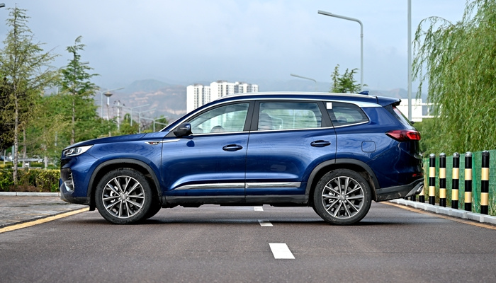 奇瑞瑞虎8 PLUS首试:精装超大杯,请查收 奇瑞瑞虎8 PLUS首试:精装超大杯,请查收